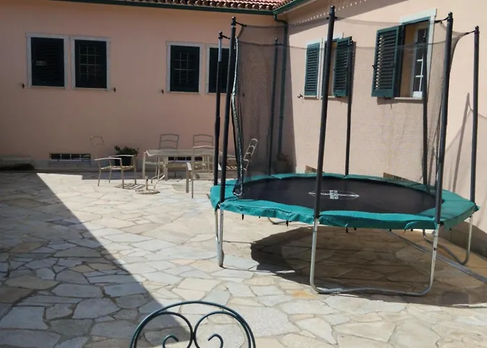 Quinta Viela Principal
