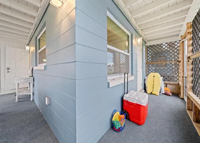 Midtown Cottage - In The Heart Of Cocoa Beach