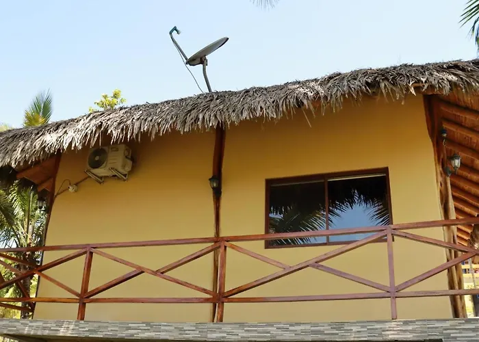 Campomar Con Jacuzzi, Piscina Y Sauna Privado