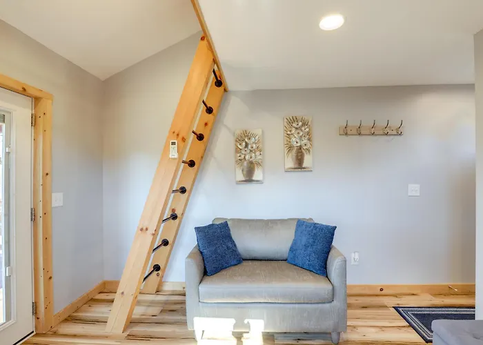Pet-Friendly Studio W/ Hot Tub & Views In Marshall
