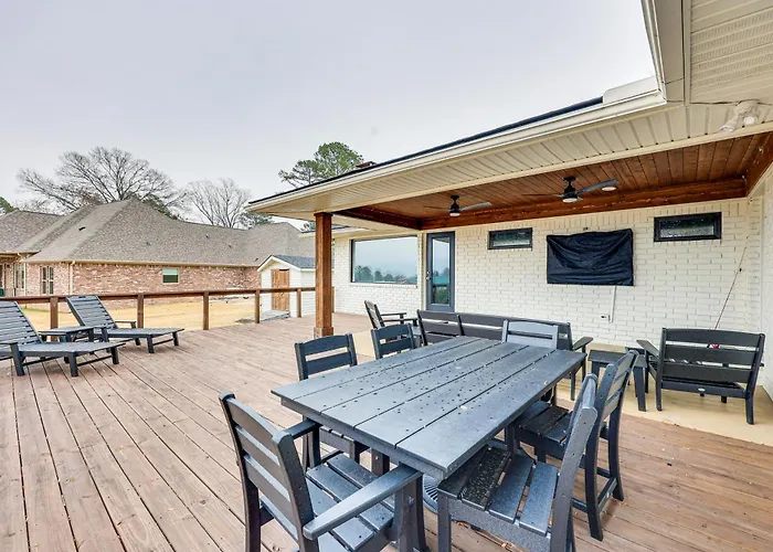 Grand Lakefront Home In Hot Springs W/ Boat Dock!