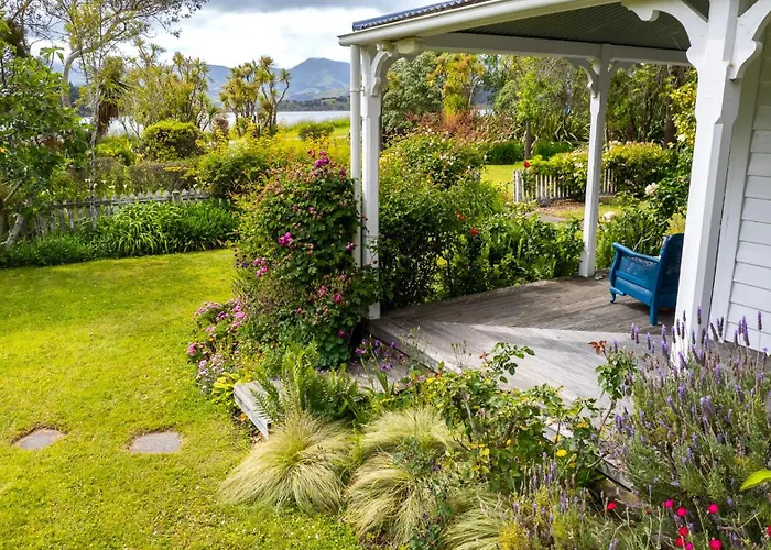 Halfmoon Cottage