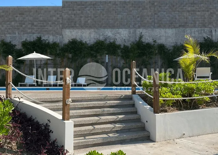 Lujo En Crystal Lagoons: Paraiso Para La Familia.