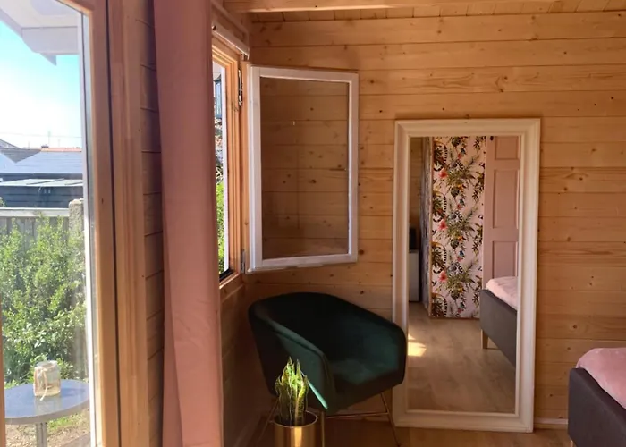 Bijou Garden Bunker