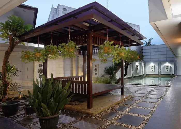 Jambuluwuk Mansion Pakubuwono