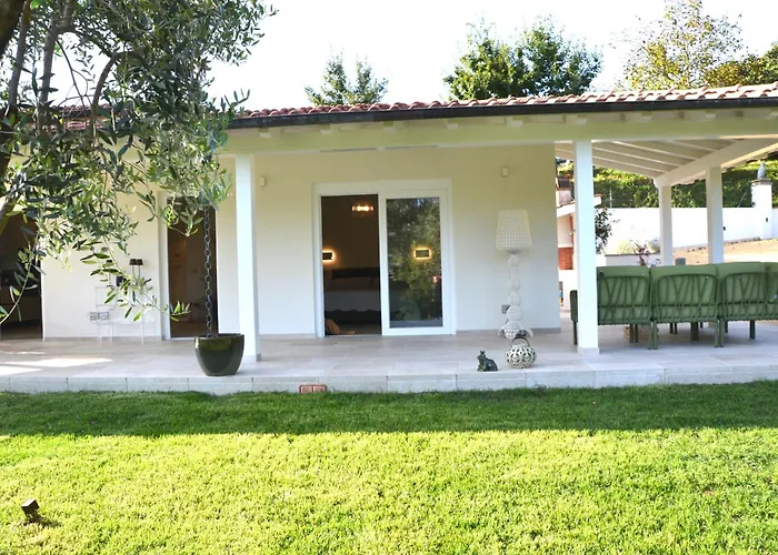 Villa Costa Medea