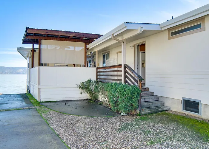 North Lakeport Home On Clear Lake: Boat + Unwind!