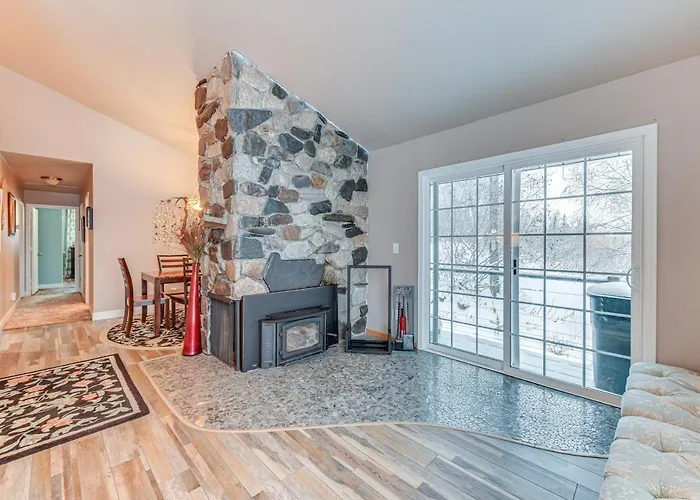 Spacious Kenai Vacation Rental W/ Lake Access!