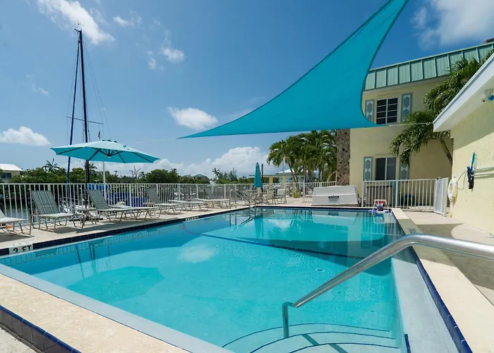 Seashells Getaway - Boat Slip, Ramp, Pool