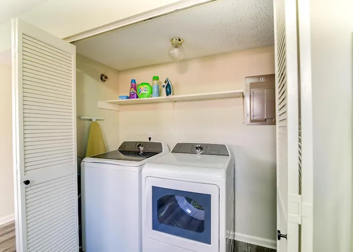 Bowling Green Townhome: 4 Mi To Lost River Cave!