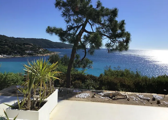 Villa Mael