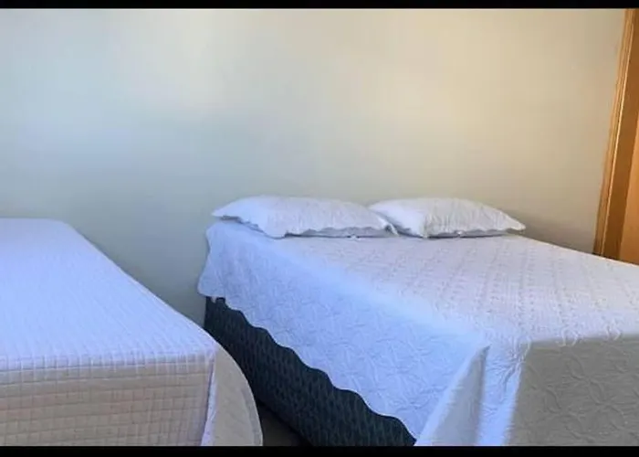 Aconchegante casa na represa.