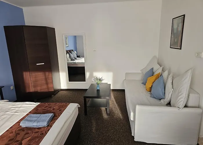 Joy Guesthouse