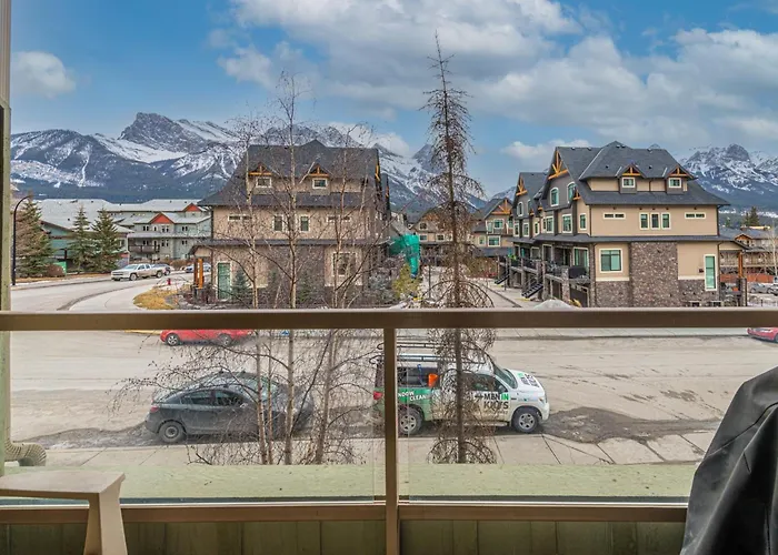 Windtower Lodge - Canmore