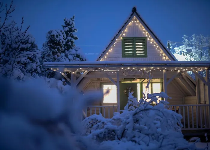 Green Chalet