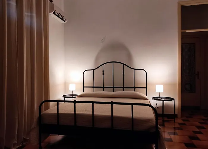 Il Patio - Villa Indipendente Con Ampio Cortile E Giardino Interno