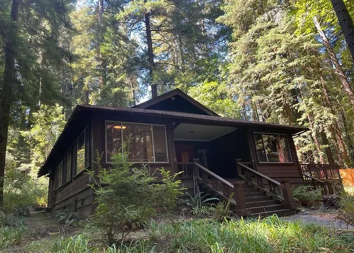 The Groves At Redway Beach - Craftsman