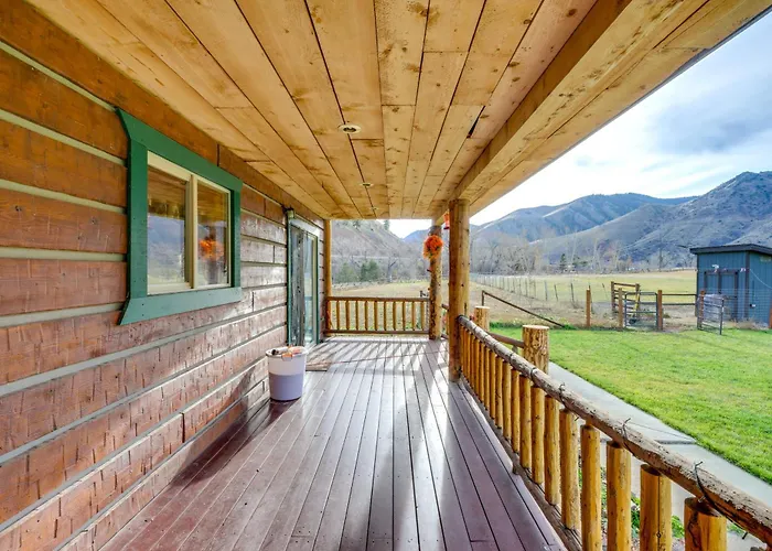 Pet-Friendly Idaho Home On The Salmon River!