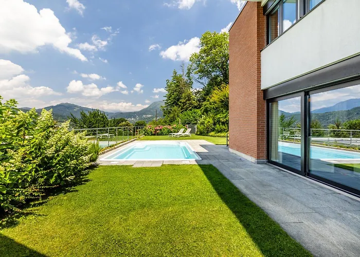 Villa Girandola With Private, Heated Pool