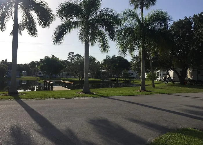 Road Runner Travel Resort