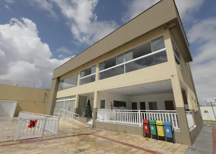 Apartamento Luxuoso à 2km da Litorânea