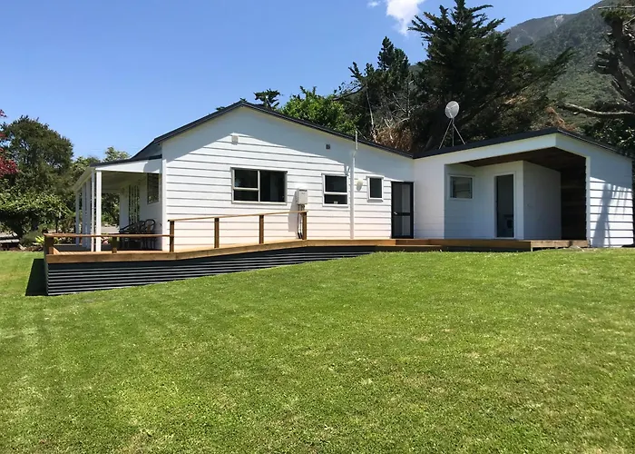 Kereru Cottage