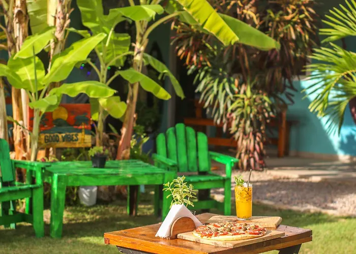 Back To The Beach Hostel - Pipa