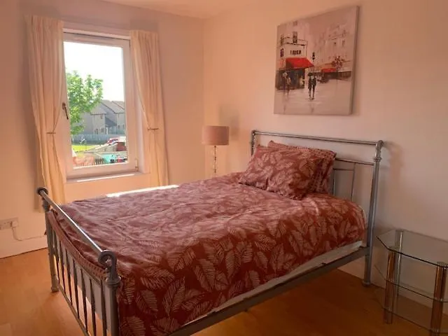 Modern One Bedroom Apartment