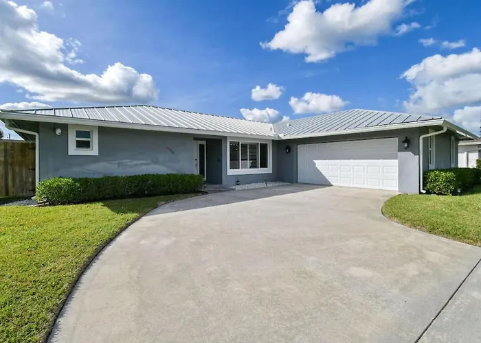 5Br Wellington Equestrian Retreat