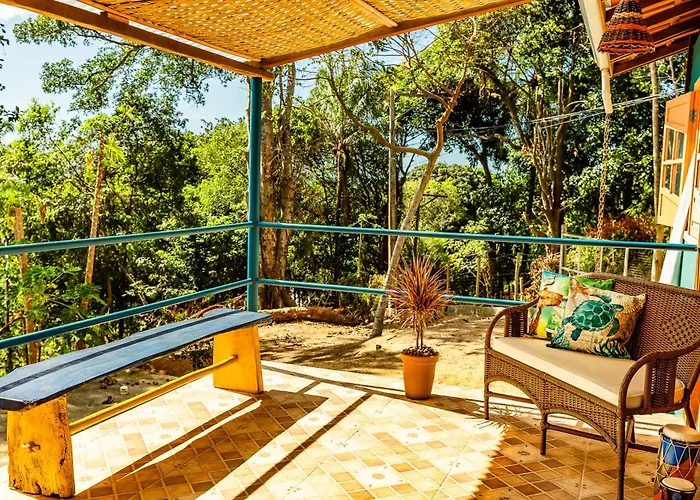 Casa Papaya