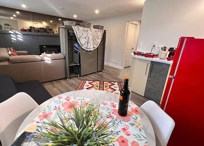 Alluring Private Bachelor Unit
