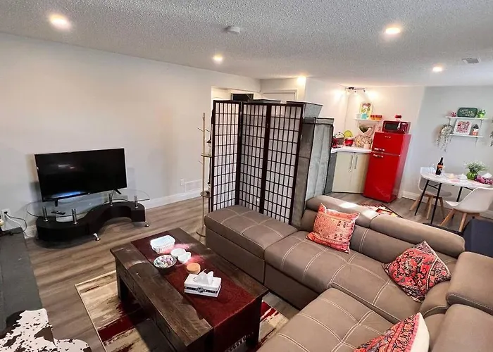 Alluring Private Bachelor Unit