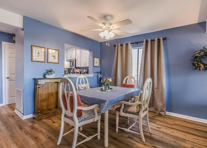 New Listing - Marsh Views Short Walk To Beach And Pools - Double Decks