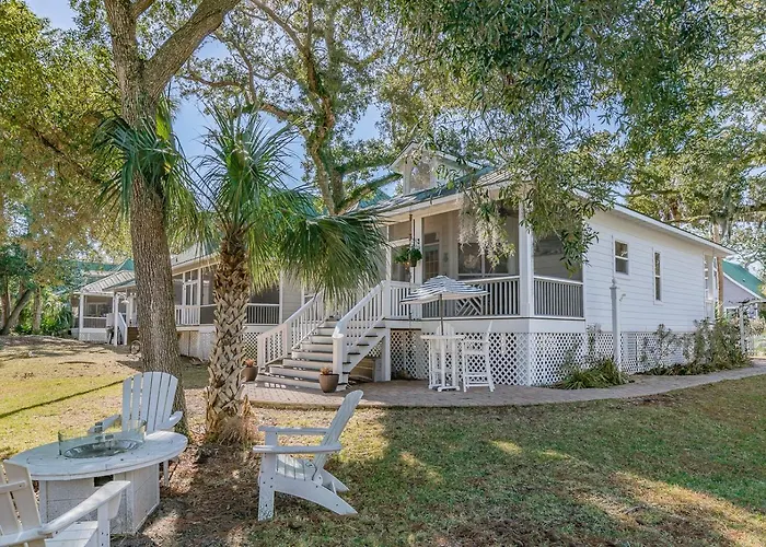 New Listing! Home On Davis Love