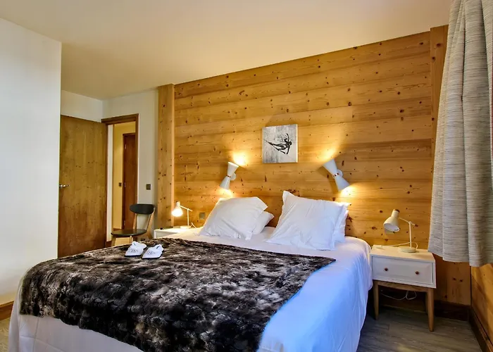 Luxueux Appartement 2 Chambres Au Coeur De Courchevel 1850, Balcon, Parking Et Services Inclus