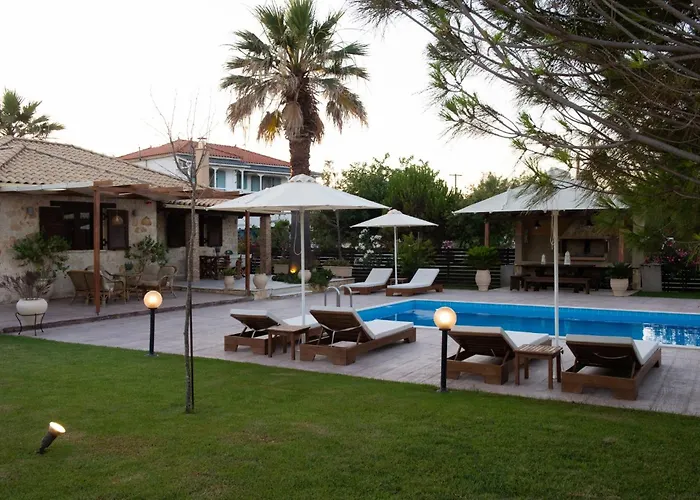 Iguana Villa