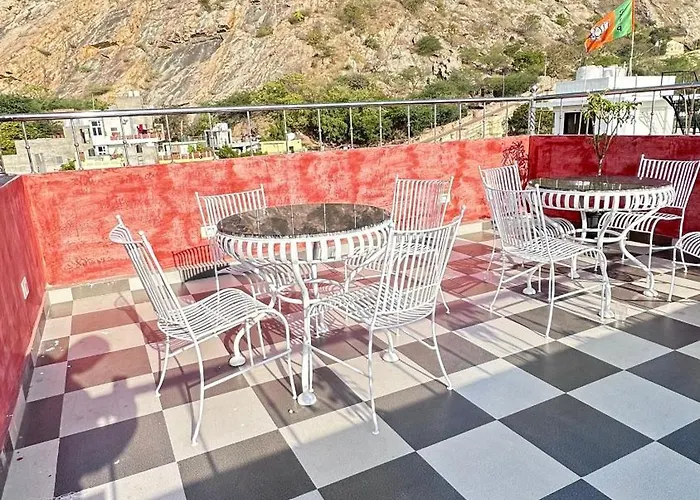 Nahargarh Palace Hotel