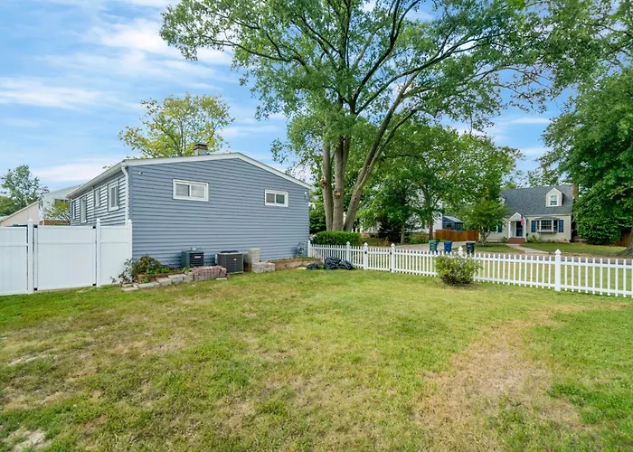 Escape To Our Cozy 3 Bed Rm 2 Bath Unit In Alexandria Va