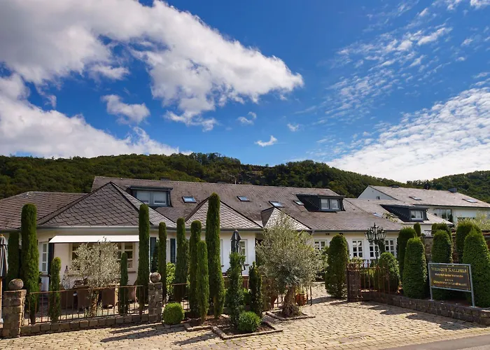 Wein und Landhaus Kallfels Kröv