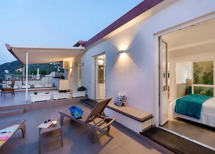 Enfasi Holiday Home