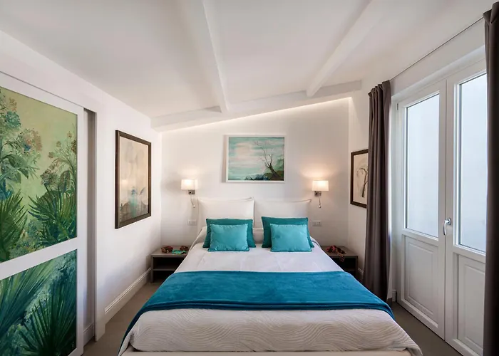 Enfasi Holiday Home