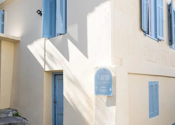 Theros Cottage - Garden & Sea Breeze