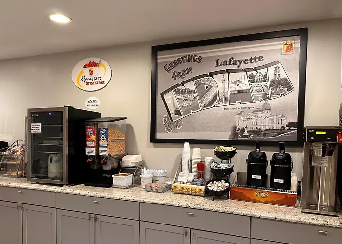 Super 8 By Wyndham Lafayette