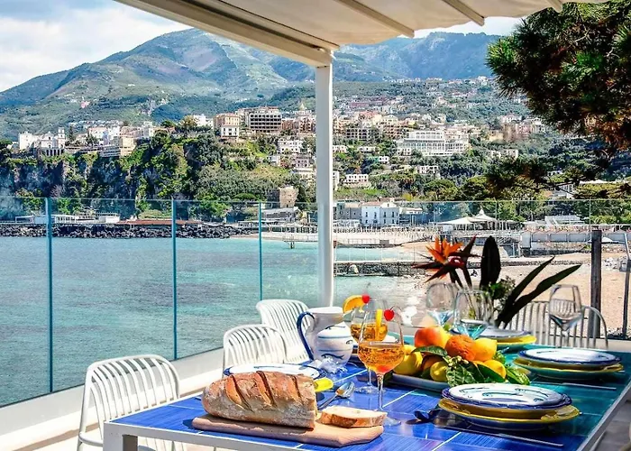 GOCCE VILLAS - Villa Degli Dei Waterfront Villa