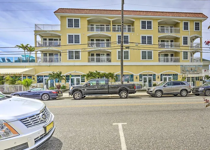 North Wildwood Condo - Beach Across Street!