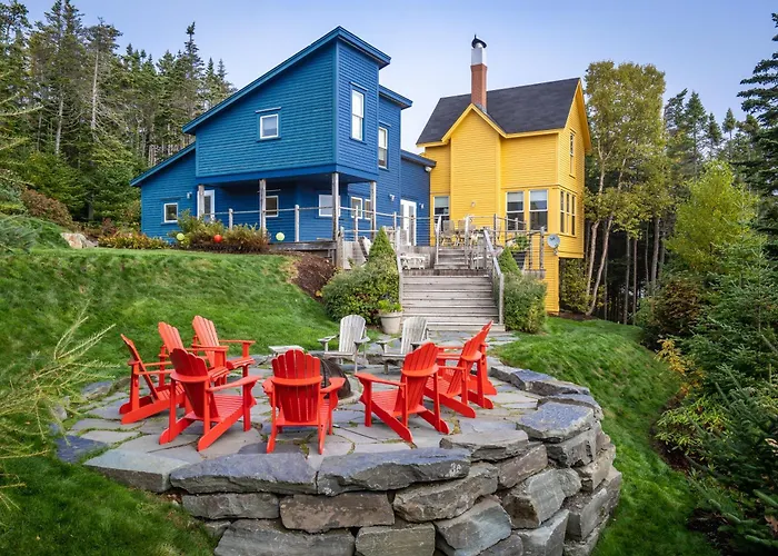 Lodging At Goose Cove Retreat - Trinity, Newfoundland