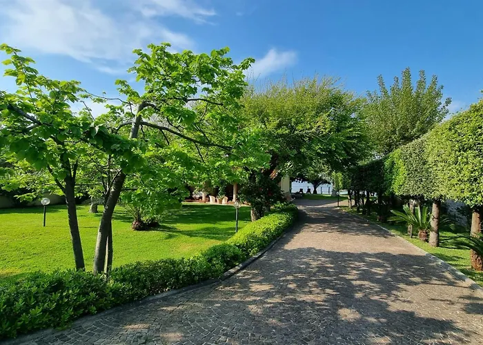 Villa Cecilia Sul Lago Fronte Mare