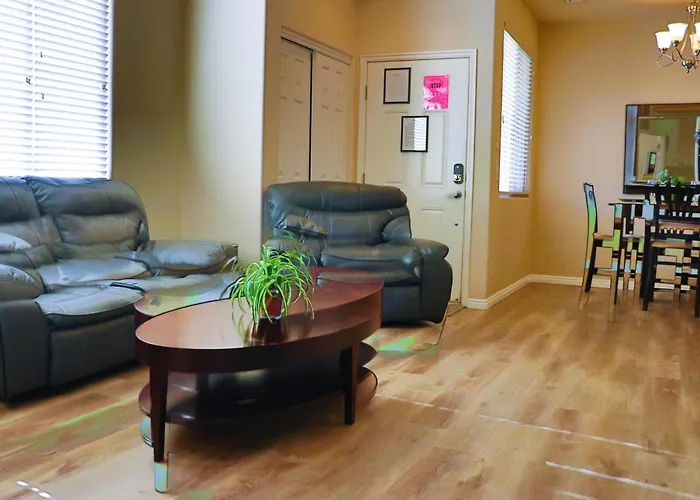 Luxurious Condo At The Springs By Cool Properties