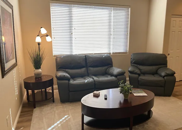 Luxurious Condo At The Springs By Cool Properties