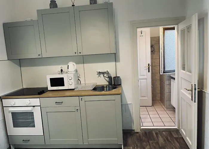 Idill Apartmanhaz B&B